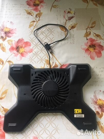 Подставка с охлаждением для ноутбука