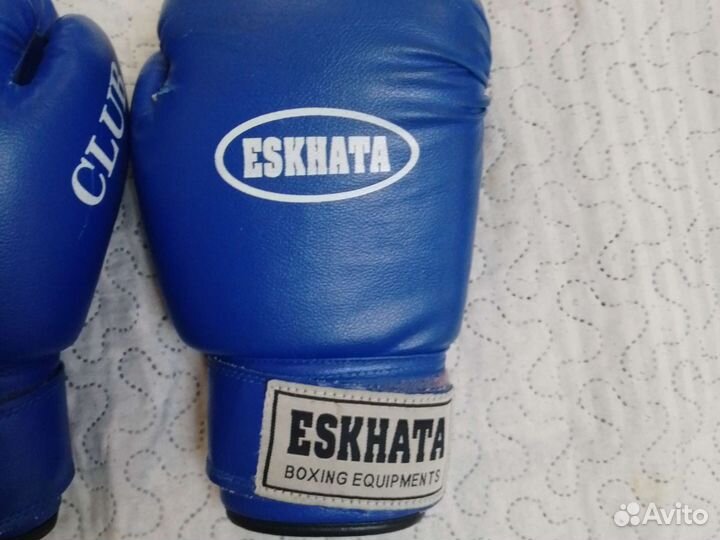 Боксерские перчатки