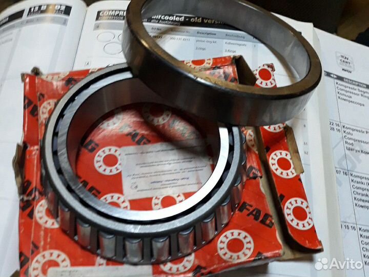 Подшипник ступицы колеса 32018XA задняя внут. 90х1