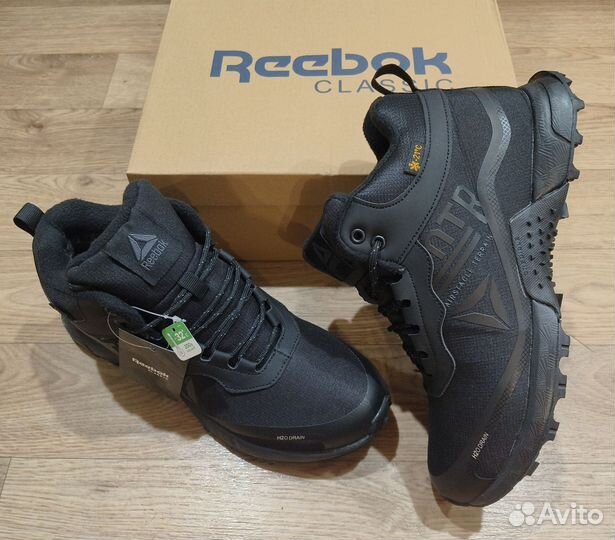 Кроссовки новые Reebok Gore-tex с мехом Люкс