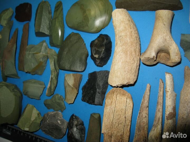 Каменные и костяные предметы. Палеолит №35