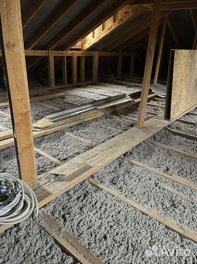 Утипление потолока шумо изоляция Эковата Пенобетон