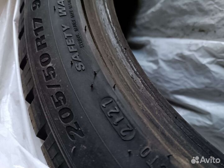 Kumho WinterCraft SUV Ice WS31 205/50 R17