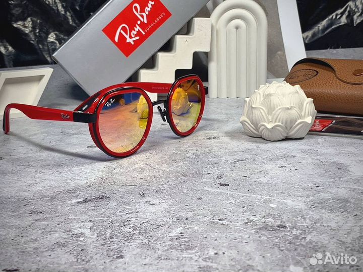 Очки Ray Ban Ferrari красный градиент