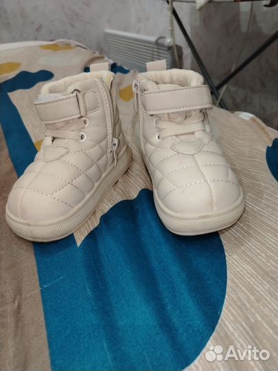 Ботинки для девочки