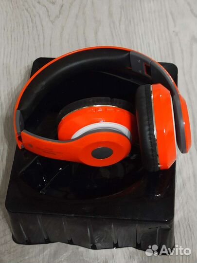 Беспроводные наушники