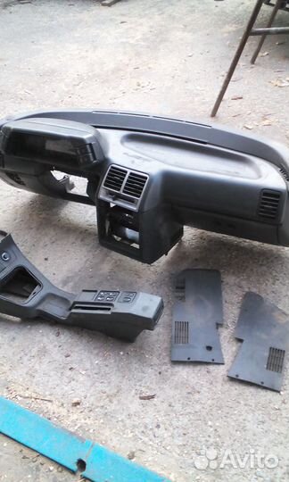 Панель приборов