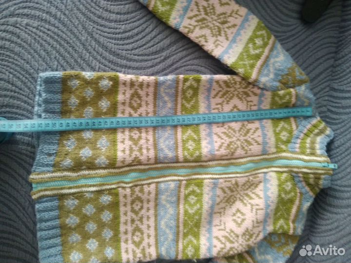 Кофта вязаная (ручная работа) для девочки 4-5 лет