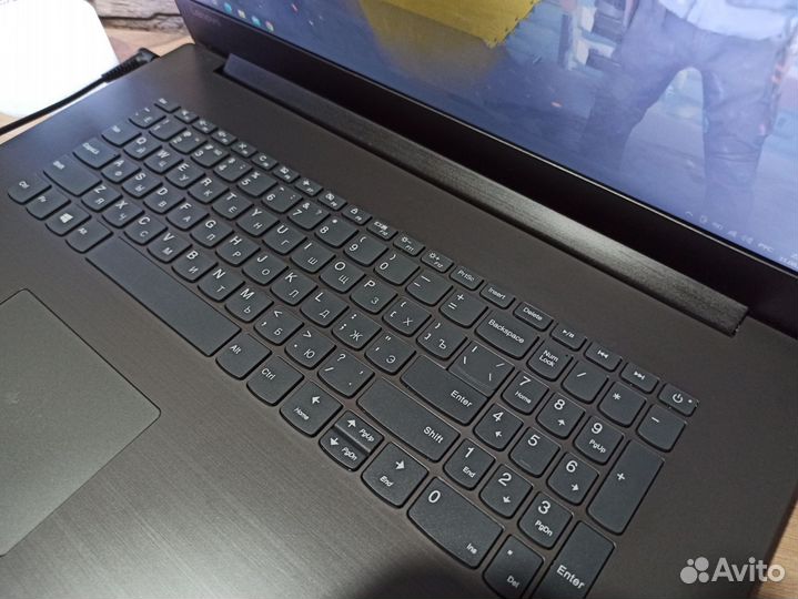 Игровой ноутбук Lenovo 17,3