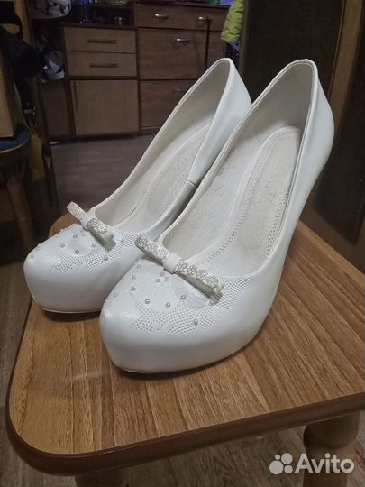 Туфли женские 38 размер свадебные