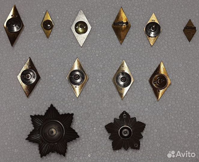 Знаки и ромбы вузов