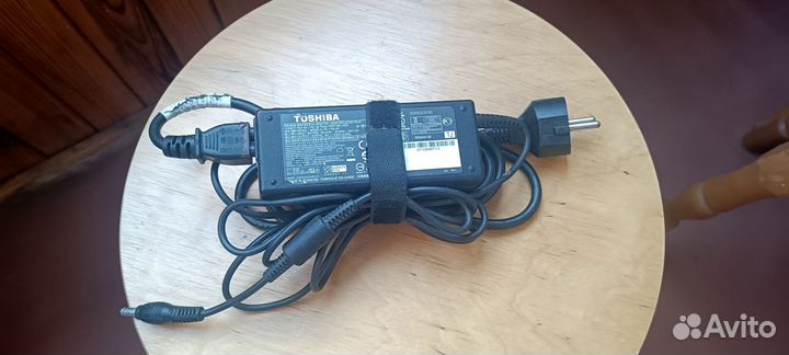 Блок питания для ноутбука toshiba