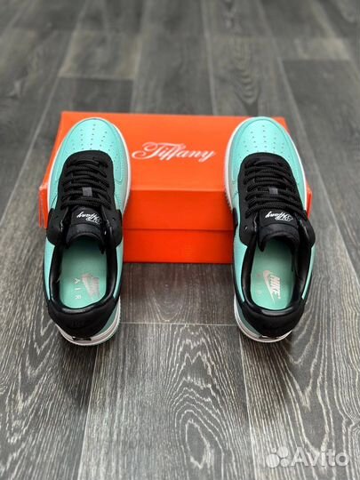 Nike Air Force 1 Low x Tiffany & Co. 1837