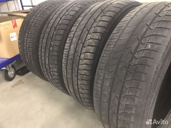Toyo Tranpath MPZ 215/55 R18