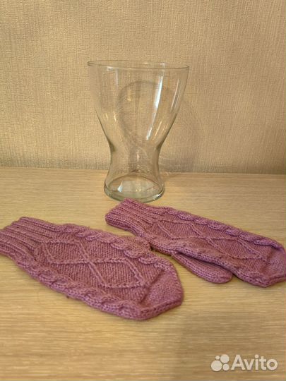 Варежки вязаные женские