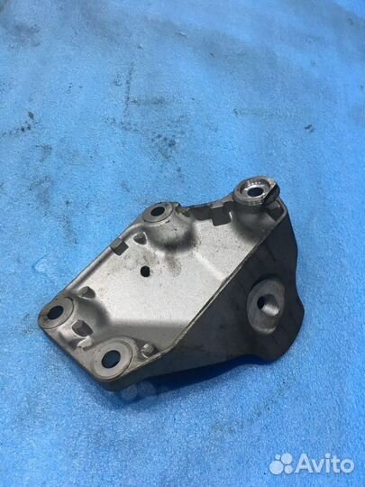 Bmw e60 кронштейн двигателя левая n52b25 n52b30