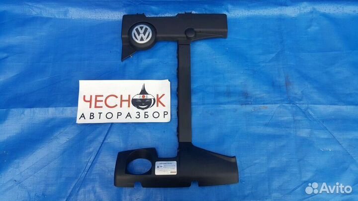 Декоративная накладка двс двигателя Touareg 3.2