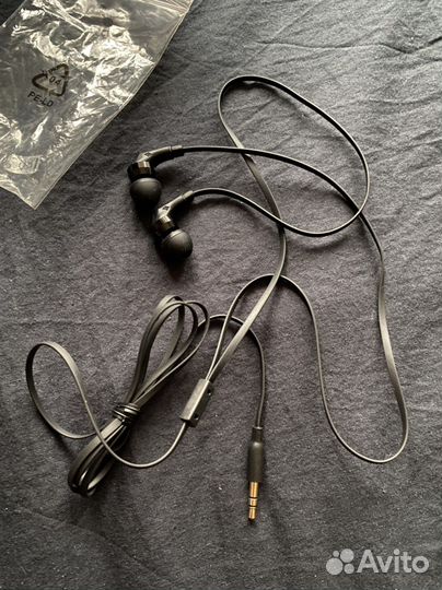 Наушники новые