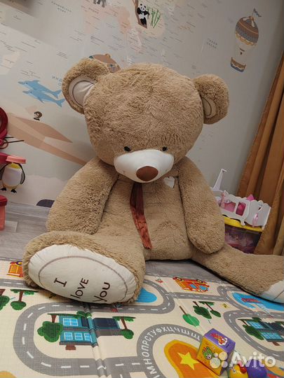 Большие плюшевые медведи