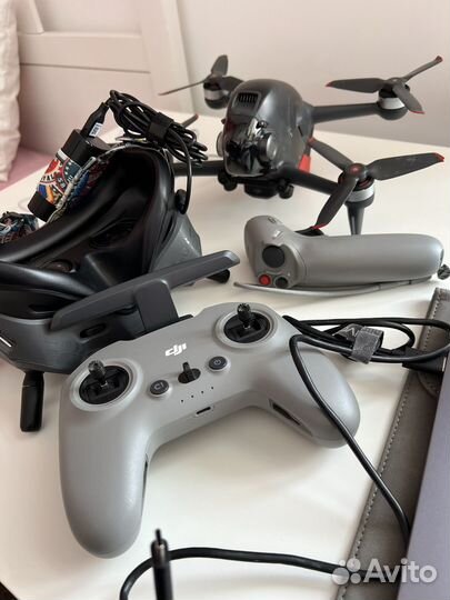Дрон, квадрокоптер, DGI FPV combo