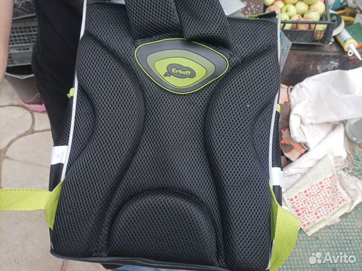 Рюкзак школьный