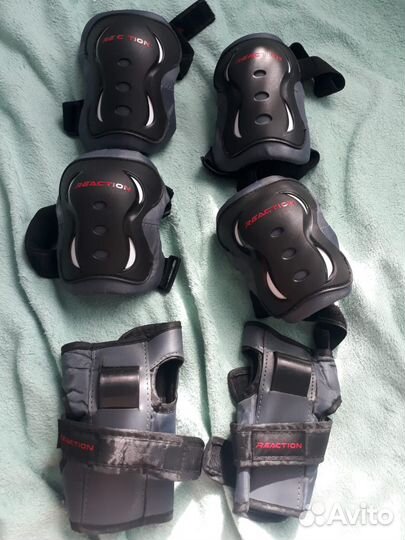 Роликовые коньки reaction