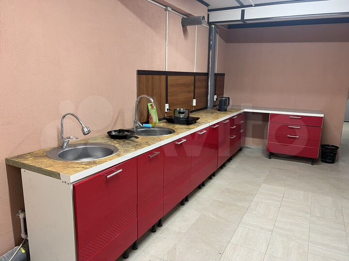 Комната 20 м² в 5-к., 2/3 эт.