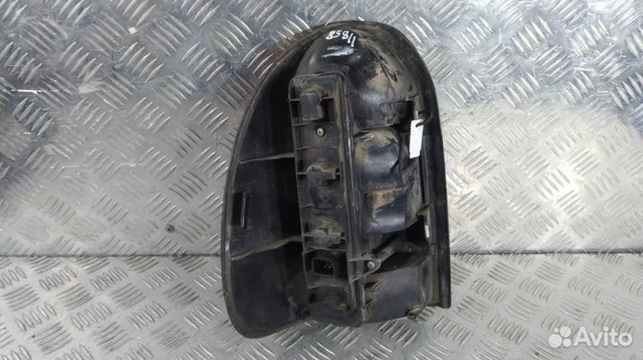 Фонарь 393829 Chrysler Voyager (1996-2000)