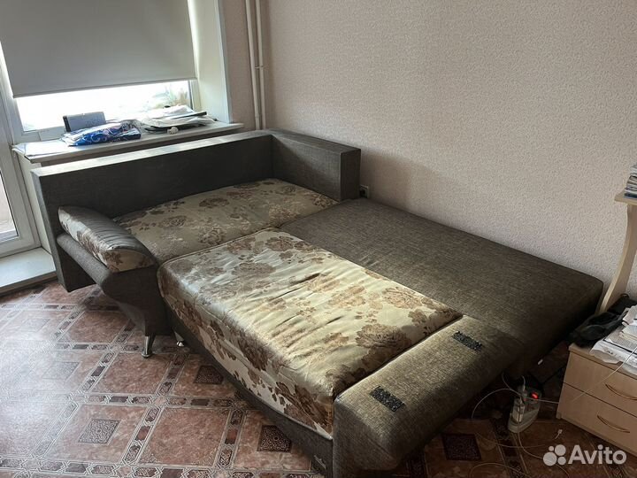 Продам угловой диван