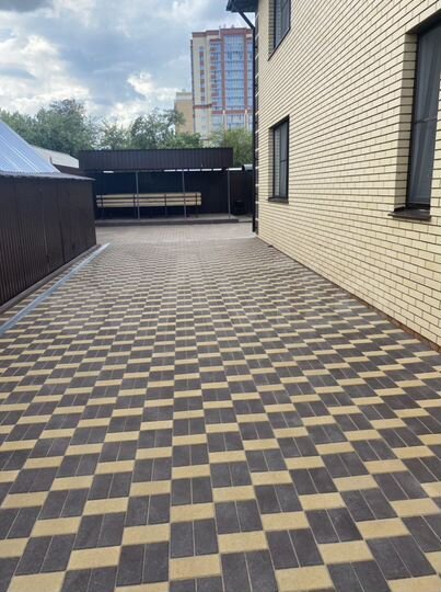 Дом 220 м² на участке 8 сот.