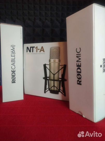 Студийный микрофон Rode NT1a