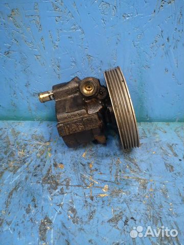 Гур Renault Megane 7.700431286770042E19