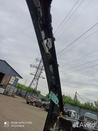 Стойка лобового стекла(левая) (Audi Q5 Sportback)