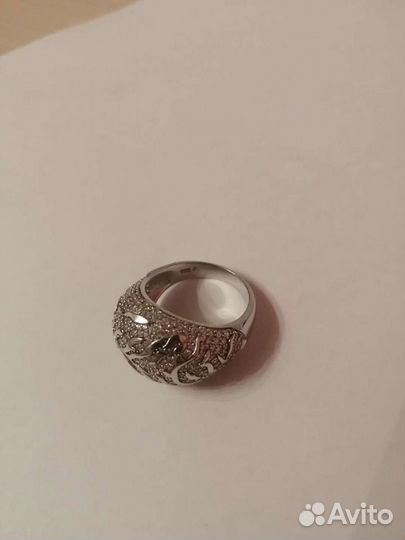 Серебряное кольцо