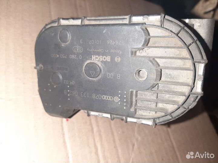 Дросельная заслонка Audi a6 c5 2.4 BDV