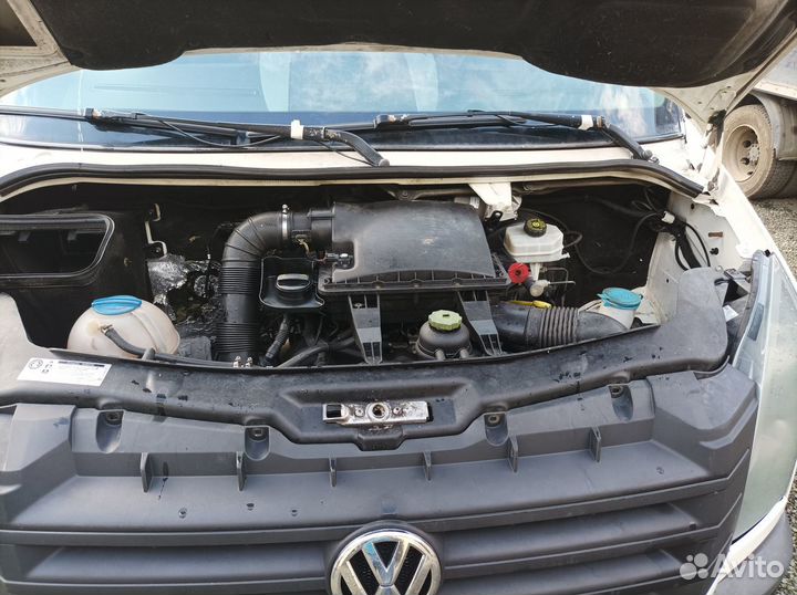 Volkswagen Crafter цельнометаллический, 2016
