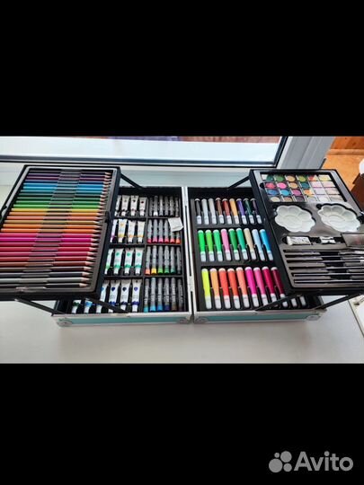 Набор для рисования в чемоданчике 147 предметов