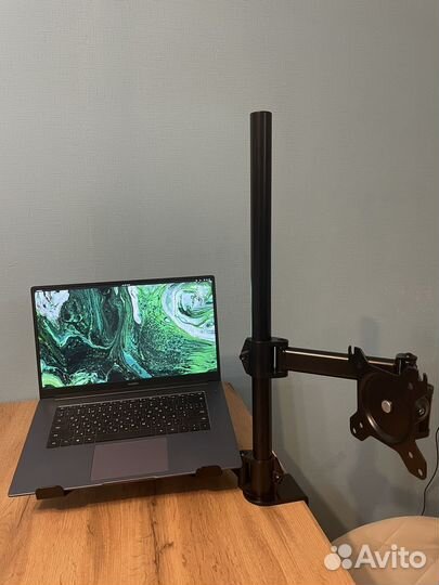 Конштейн для монитора