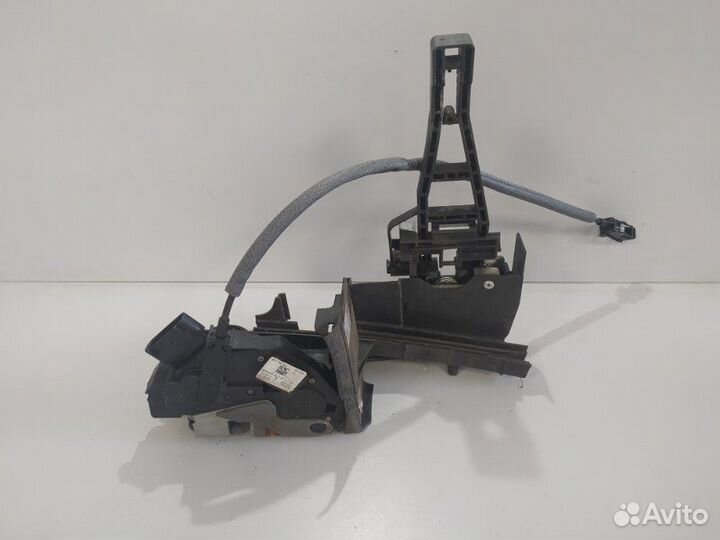 Замок двери передний правый Ford Focus 3