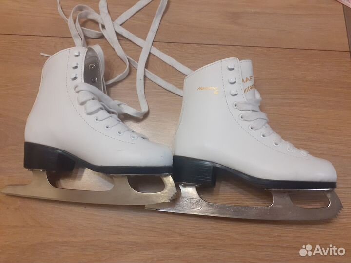 Коньки фигурные детские Graf montana