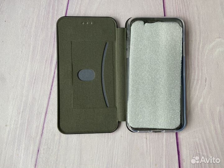 Чехол книжка на iPhone 11
