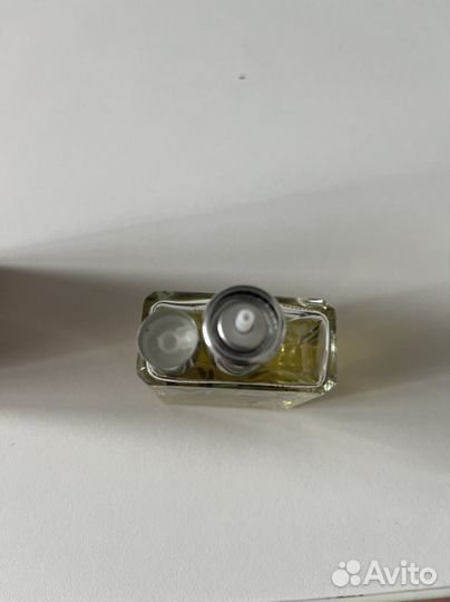 Molecule 01 + Mandarin Escentric Molecules