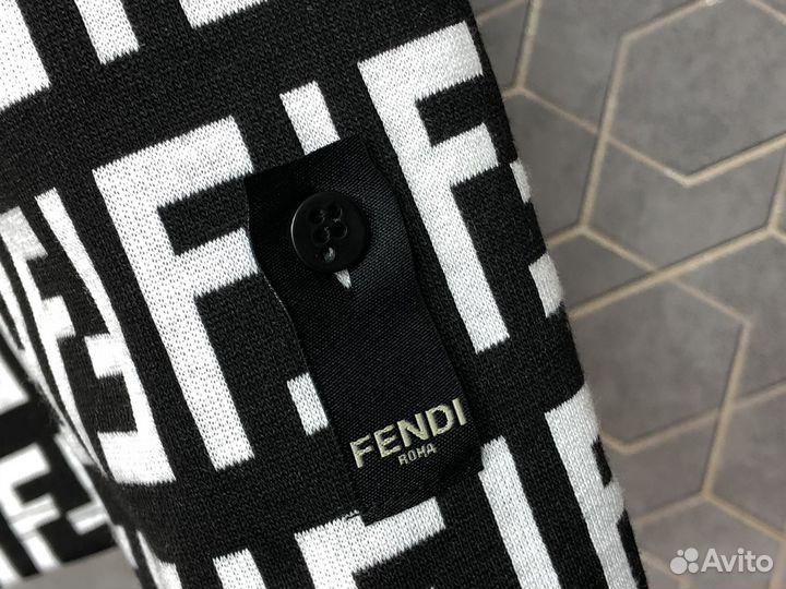 Летний костюм Fendi