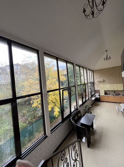 Комната 25 м² в > 9-к., 2/4 эт.