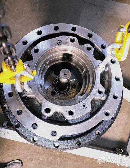 Бортовой редуктор Hitachi ZX250K-5G 9233692