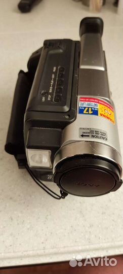 Видеокамера Sony handycam video Hi8 CCD-TR728E