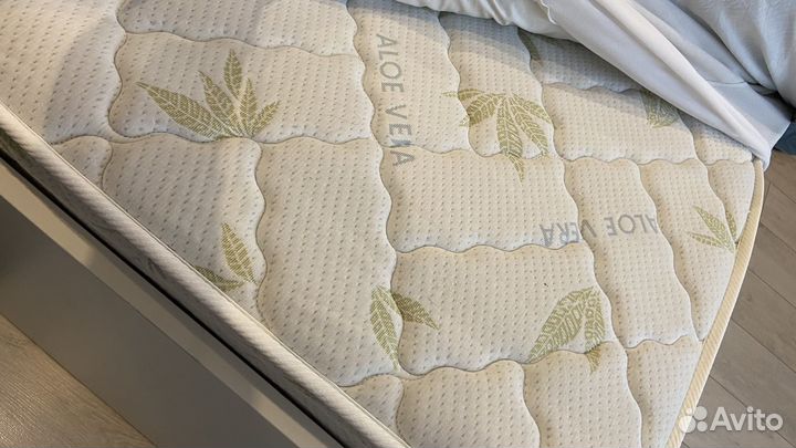 Кровать 180х200 с матрасом орматек