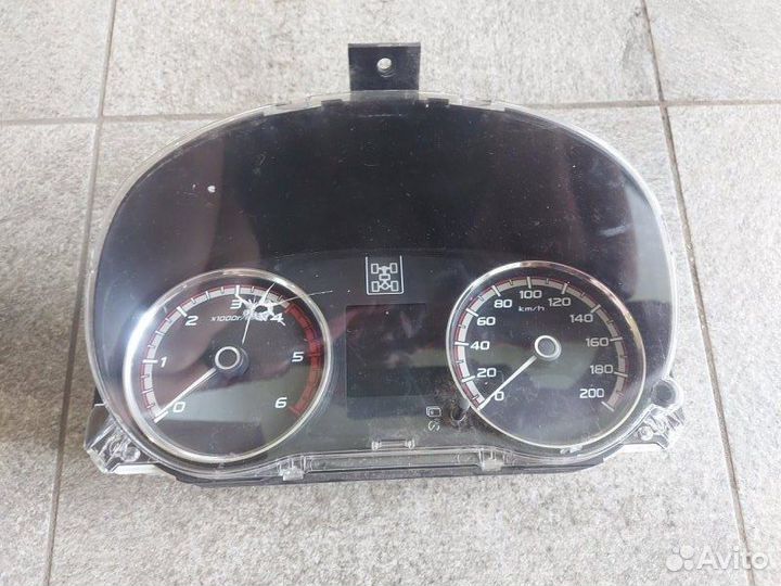 Комбинация приборов Mitsubishi L200 внедорожник