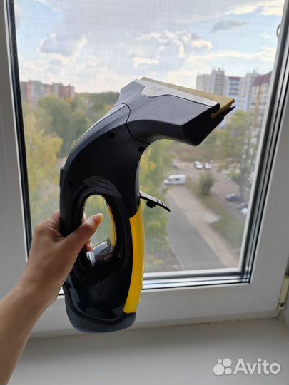 Робот мойщик окон