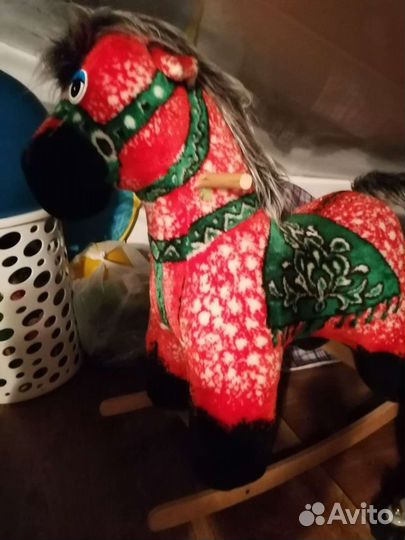 Игрушка качалка лошадь